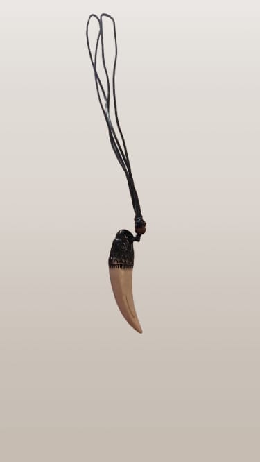 TUSK PENDANT